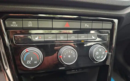 Volkswagen T-Roc I, 2022 год, 1 700 213 рублей, 17 фотография