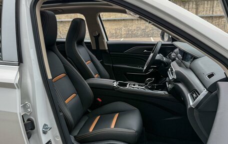 FAW Bestune T77, 2023 год, 2 099 000 рублей, 9 фотография