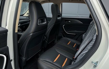 FAW Bestune T77, 2023 год, 2 099 000 рублей, 12 фотография