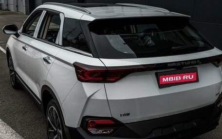 FAW Bestune T77, 2023 год, 2 099 000 рублей, 6 фотография