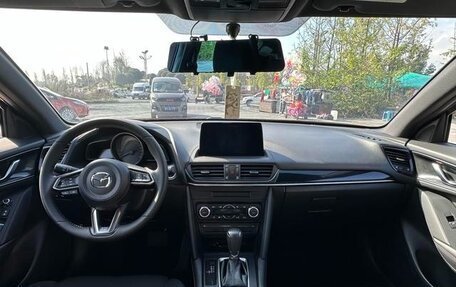 Mazda CX-4, 2021 год, 2 150 000 рублей, 8 фотография