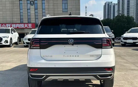 Volkswagen T-Cross I, 2022 год, 1 650 213 рублей, 4 фотография