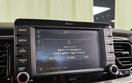 KIA Stonic, 2020 год, 1 590 000 рублей, 9 фотография