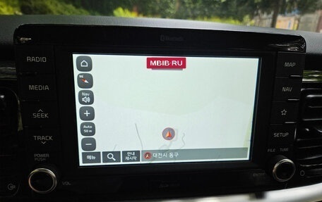 KIA Stonic, 2020 год, 1 550 000 рублей, 12 фотография