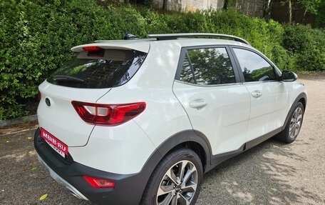 KIA Stonic, 2020 год, 1 550 000 рублей, 4 фотография