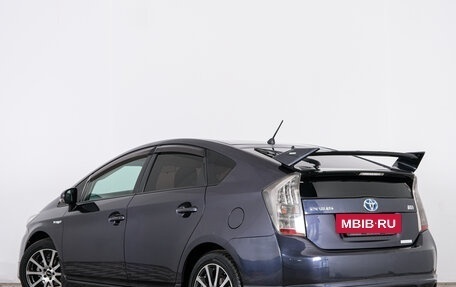 Toyota Prius, 2011 год, 949 000 рублей, 3 фотография