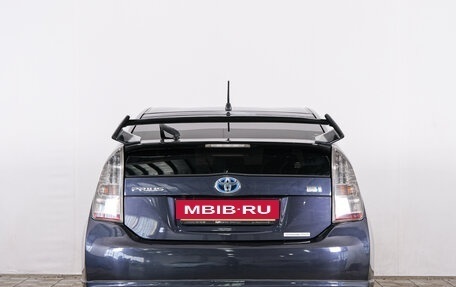 Toyota Prius, 2011 год, 949 000 рублей, 4 фотография