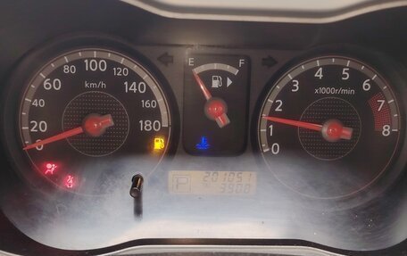 Nissan Note II рестайлинг, 2005 год, 250 000 рублей, 2 фотография