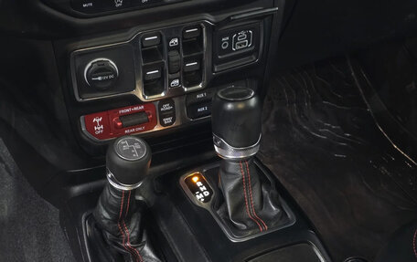 Jeep Gladiator, 2023 год, 6 100 000 рублей, 12 фотография