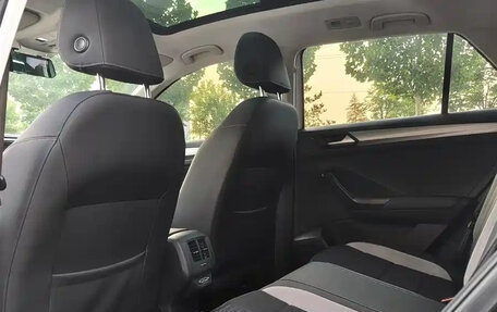 Volkswagen T-Roc I, 2021 год, 1 525 000 рублей, 9 фотография