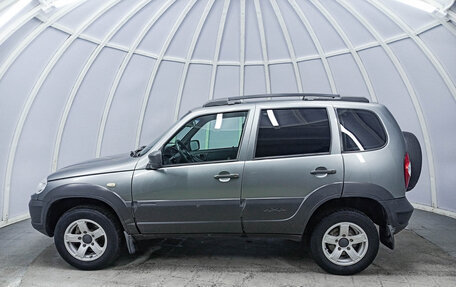 Chevrolet Niva I рестайлинг, 2019 год, 810 000 рублей, 10 фотография