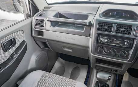 Mitsubishi Pajero Mini II, 2000 год, 389 000 рублей, 19 фотография