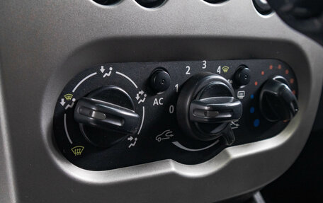 Renault Logan I, 2015 год, 639 000 рублей, 16 фотография