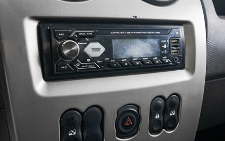 Renault Logan I, 2015 год, 639 000 рублей, 15 фотография