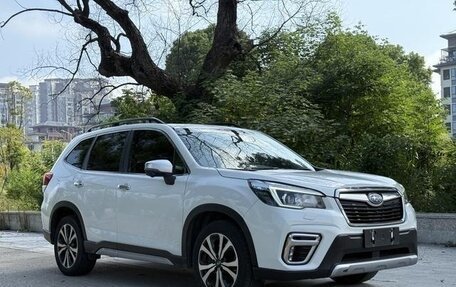 Subaru Forester, 2021 год, 2 300 000 рублей, 2 фотография