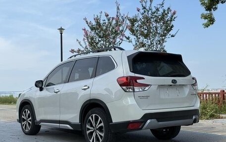 Subaru Forester, 2021 год, 2 300 000 рублей, 5 фотография