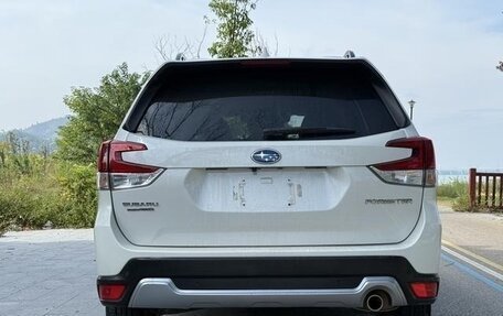 Subaru Forester, 2021 год, 2 300 000 рублей, 4 фотография