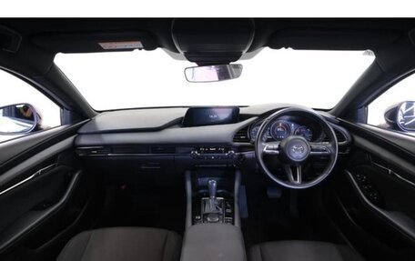 Mazda 3, 2018 год, 1 450 000 рублей, 8 фотография