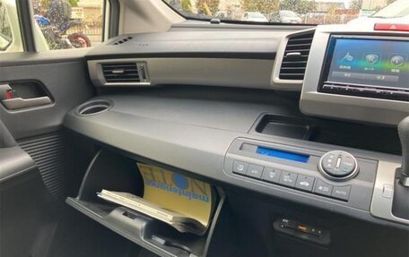 Honda Freed II, 2017 год, 1 500 000 рублей, 15 фотография