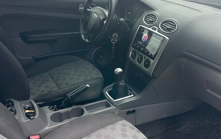 Ford Focus II рестайлинг, 2005 год, 280 000 рублей, 12 фотография