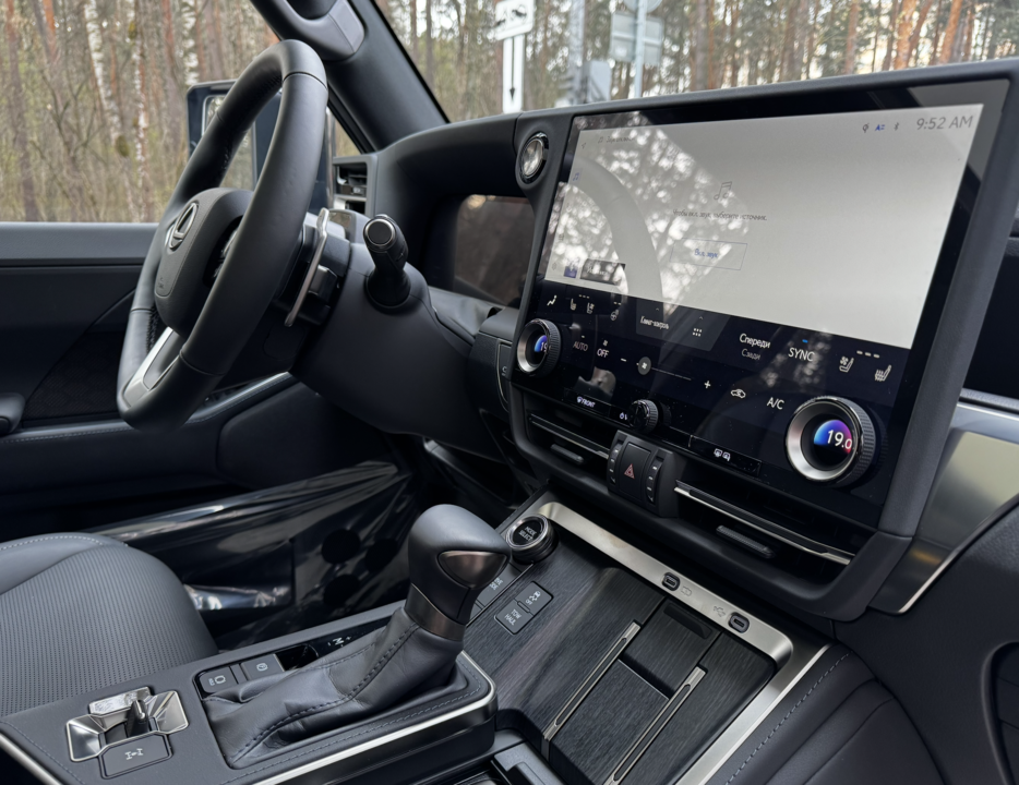 Lexus GX II рестайлинг 2, 2024 год, 16 000 000 рублей, 19 фотография