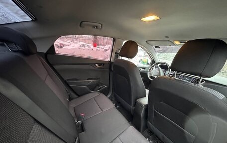 Hyundai Solaris II рестайлинг, 2017 год, 1 080 000 рублей, 3 фотография