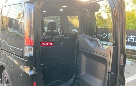 Honda Stepwgn IV, 2018 год, 1 700 000 рублей, 16 фотография