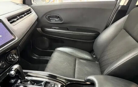 Honda Vezel, 2022 год, 1 147 000 рублей, 13 фотография