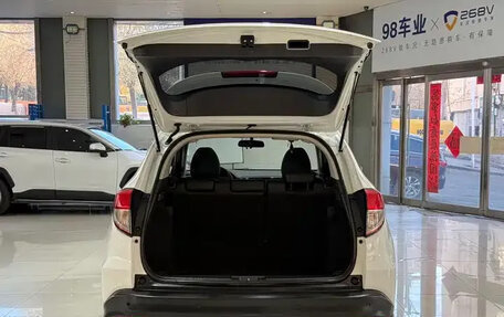 Honda Vezel, 2022 год, 1 147 000 рублей, 23 фотография