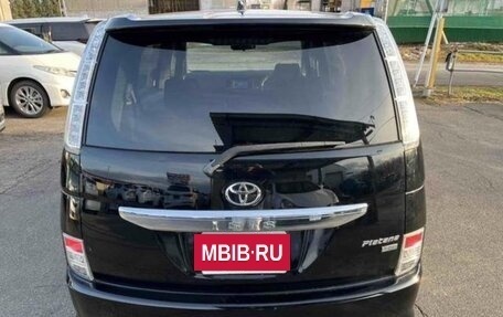 Toyota ISis I, 2014 год, 1 380 000 рублей, 5 фотография