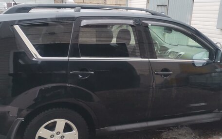 Mitsubishi Outlander III рестайлинг 3, 2011 год, 1 850 000 рублей, 7 фотография