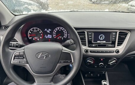 Hyundai Solaris II рестайлинг, 2021 год, 1 500 000 рублей, 8 фотография