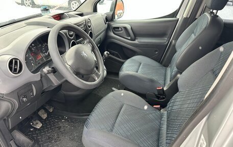 Peugeot Partner II рестайлинг 2, 2010 год, 650 000 рублей, 10 фотография