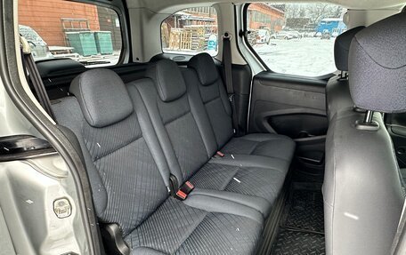 Peugeot Partner II рестайлинг 2, 2010 год, 650 000 рублей, 12 фотография