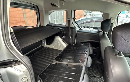 Peugeot Partner II рестайлинг 2, 2010 год, 650 000 рублей, 16 фотография