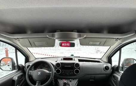 Peugeot Partner II рестайлинг 2, 2010 год, 650 000 рублей, 13 фотография