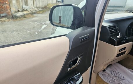 Toyota Alphard III, 2011 год, 2 850 000 рублей, 17 фотография