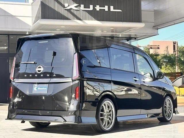 Nissan Serena V, 2022 год, 2 050 000 рублей, 4 фотография