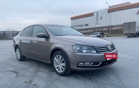 Volkswagen Passat B7, 2011 год, 950 000 рублей, 7 фотография