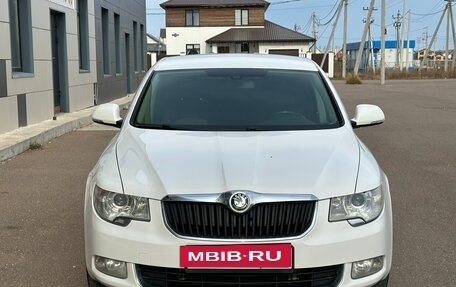 Skoda Superb III рестайлинг, 2012 год, 1 277 000 рублей, 13 фотография
