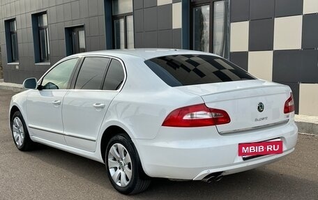 Skoda Superb III рестайлинг, 2012 год, 1 277 000 рублей, 10 фотография