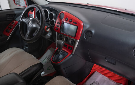 Pontiac Vibe II, 2003 год, 689 000 рублей, 10 фотография