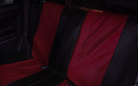 Pontiac Vibe II, 2003 год, 689 000 рублей, 16 фотография