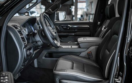 Rambler 1500, 2024 год, 9 999 999 рублей, 14 фотография