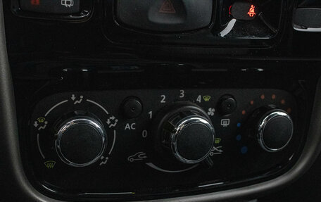 Renault Duster I рестайлинг, 2015 год, 1 199 000 рублей, 17 фотография