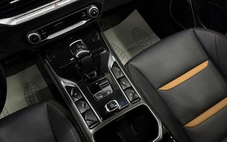 FAW Bestune T77, 2022 год, 1 840 000 рублей, 14 фотография