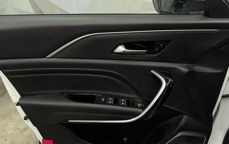 FAW Bestune T77, 2022 год, 1 840 000 рублей, 10 фотография