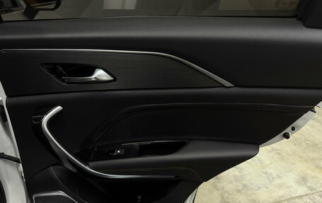 FAW Bestune T77, 2022 год, 1 840 000 рублей, 25 фотография