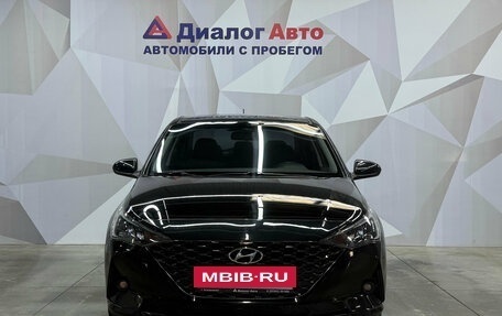 Hyundai Solaris II рестайлинг, 2021 год, 1 550 000 рублей, 2 фотография