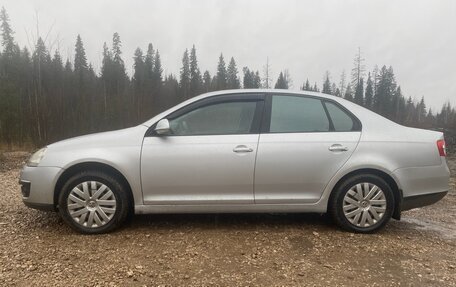 Volkswagen Jetta VI, 2010 год, 358 000 рублей, 3 фотография